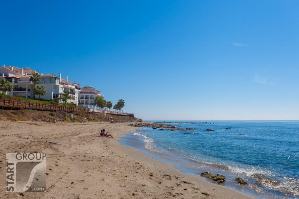 Apartments at the beach in Calahonda