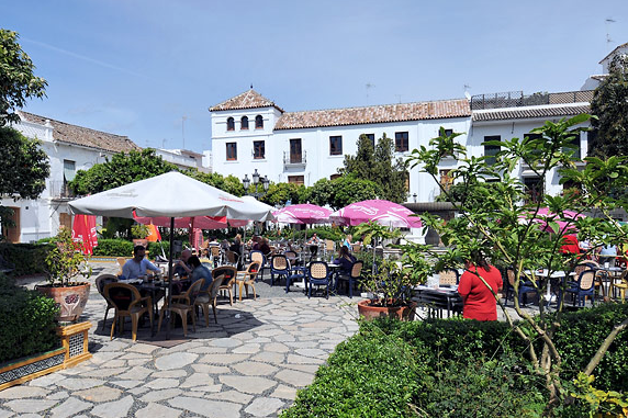 Cozy square in estepona